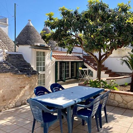 דירות אלברובלו Trullo Il Nespolo מראה חיצוני תמונה