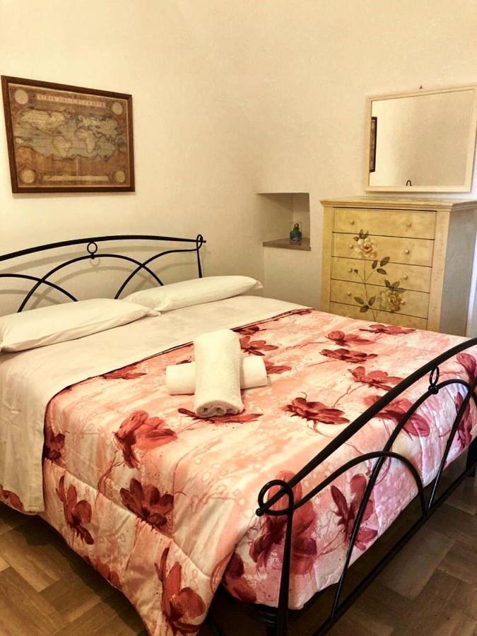 דירות אלברובלו Trullo Il Nespolo מראה חיצוני תמונה